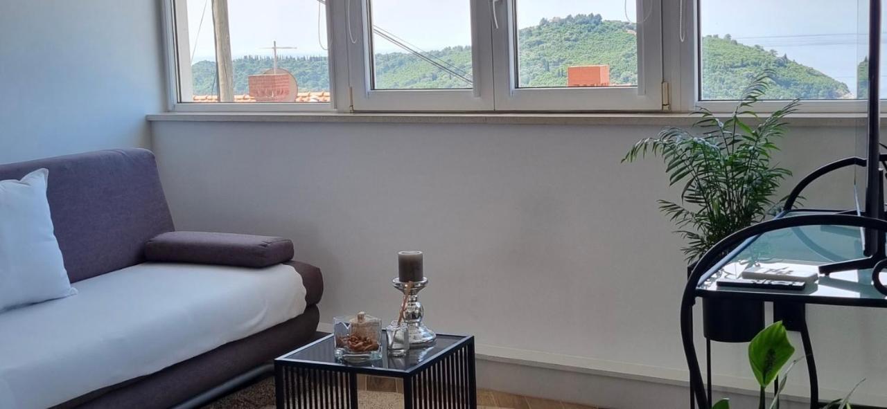 Beautiful Apartment,Amazing View,Parking! ドゥブロブニク エクステリア 写真